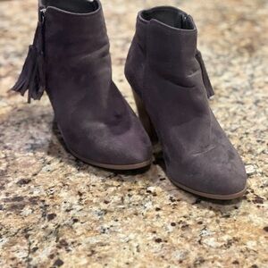 Women's Suede Ankle Boots - Dark Gray